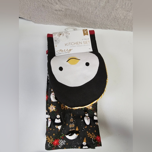 Kitchen Set Towels / Mini Mitts - Picture 2 of 6